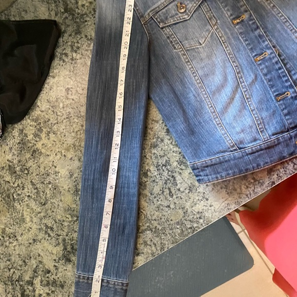 BP jean jacket in a size medium. - Picture 6 of 11